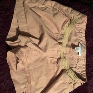 Super cute pink maternity shorts